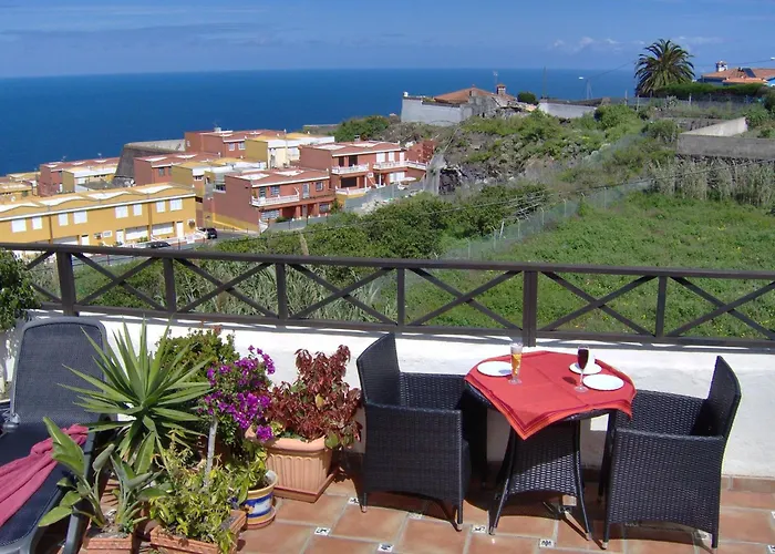 Rustic With Small Patio-terrace Apartamento